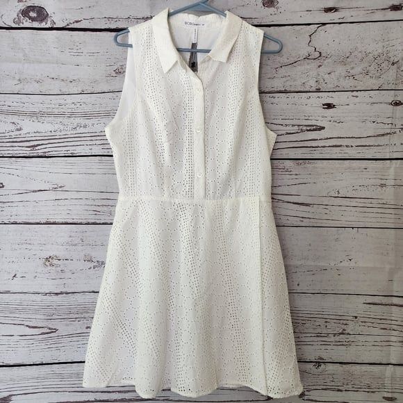 BCBGeneration Sleeveless White Open Back Dress Size 8 NWT - Picture 2 of 3
